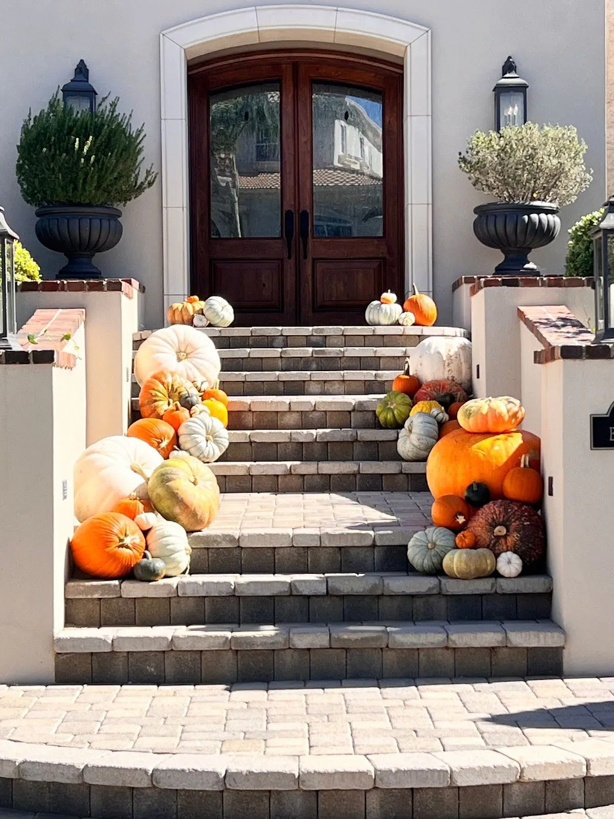Fairytale Deluxe porch display